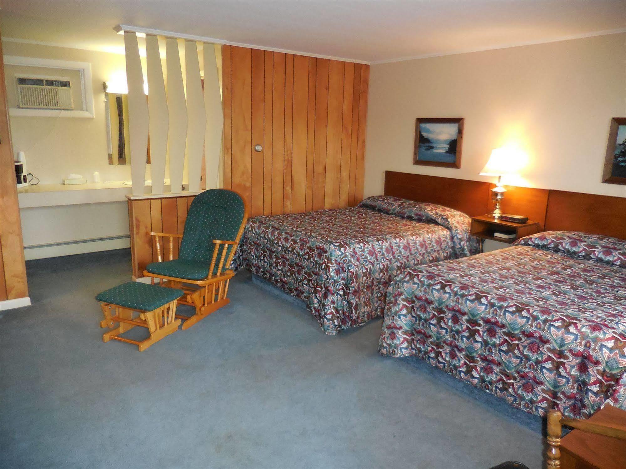 Acadia Gateway Motel Трентон Экстерьер фото